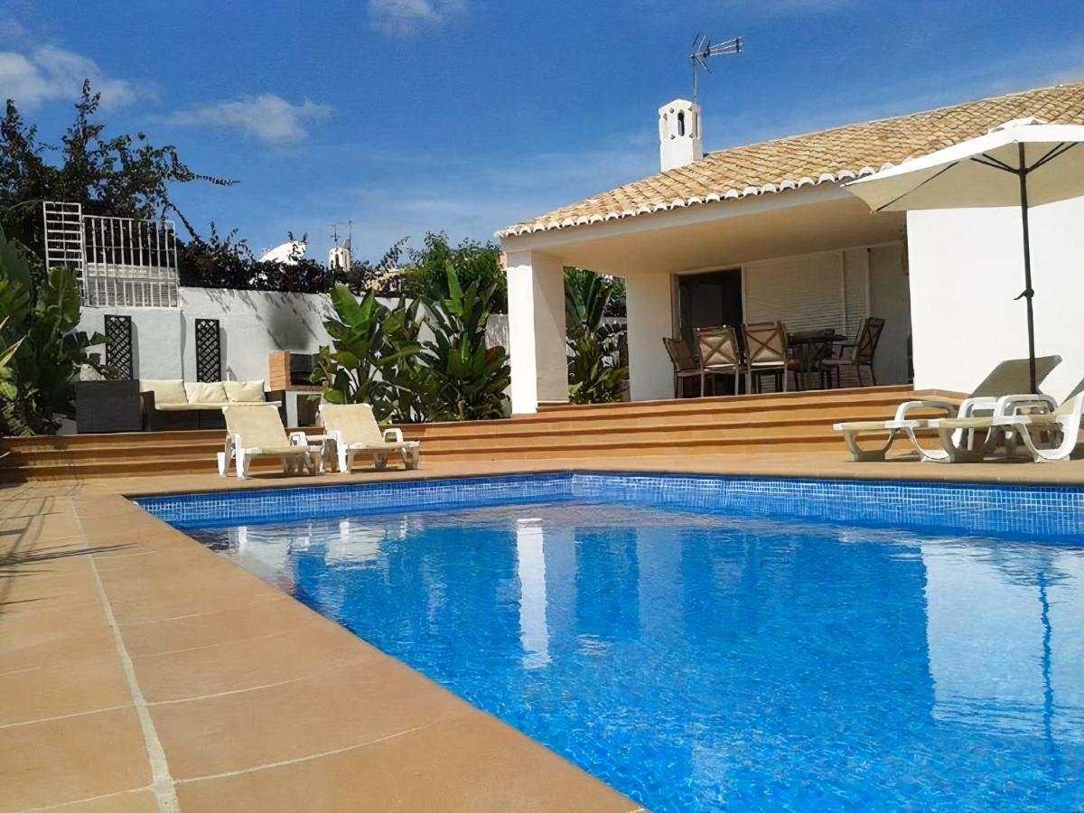 81 Great Spot Oura Beach,