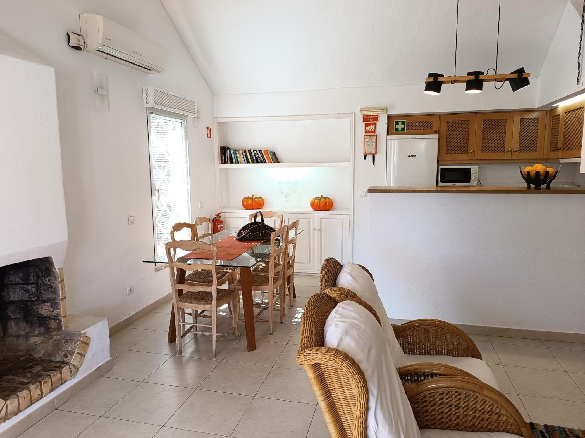 81 Great Spot Oura Beach, Villa