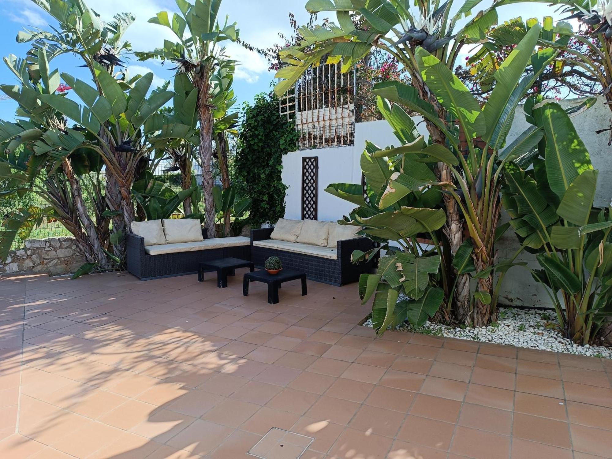 81 Great Spot Oura Beach, *