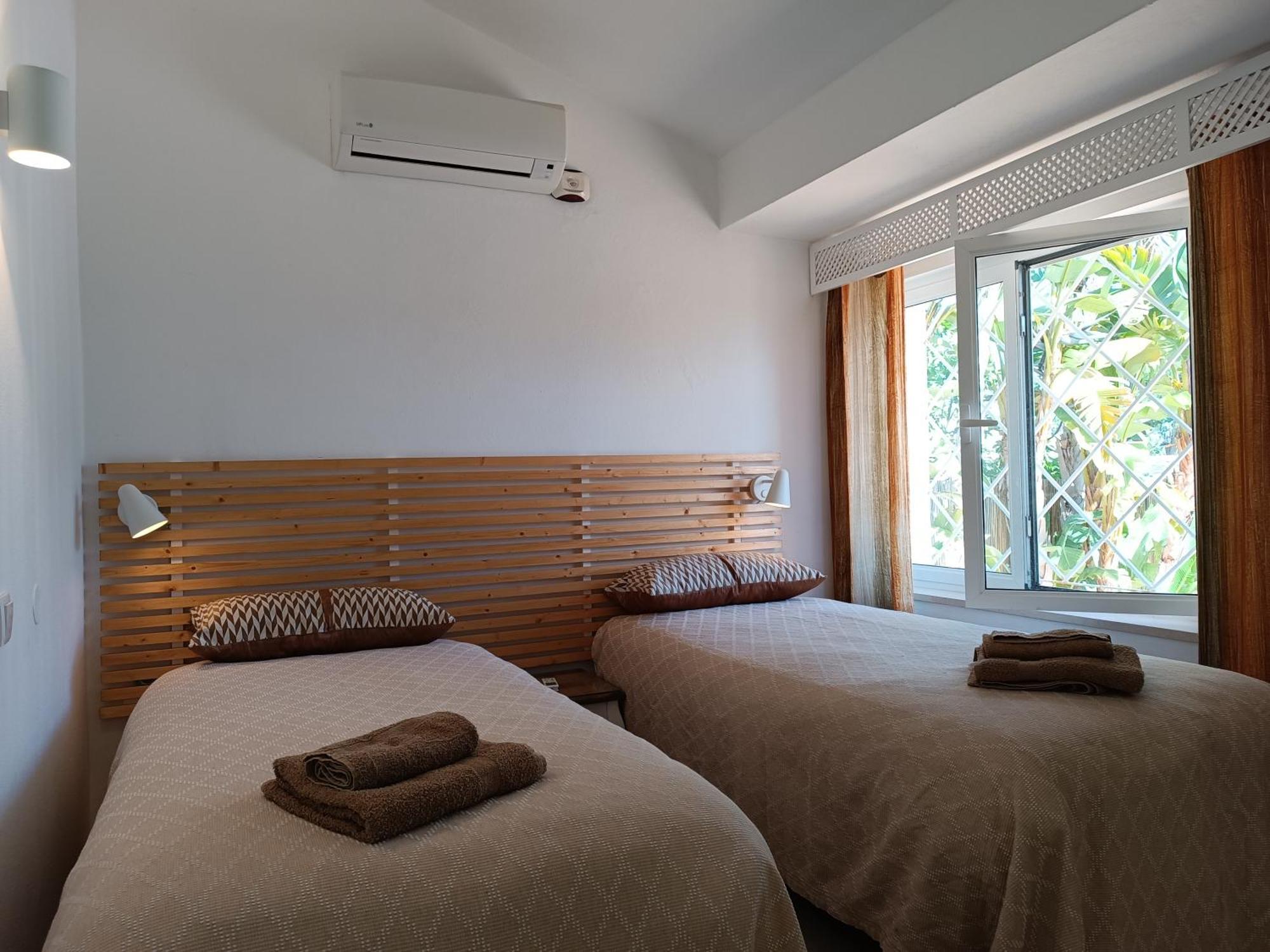 Villa 81 Great Spot Oura Beach, *