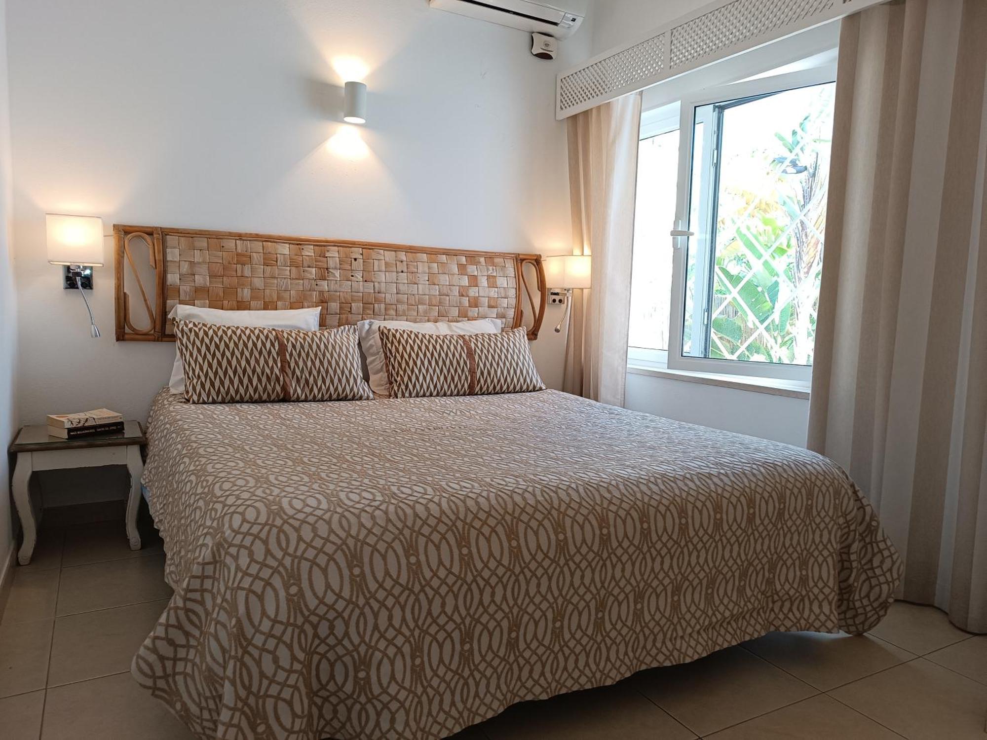 81 Great Spot Oura Beach, Villa *